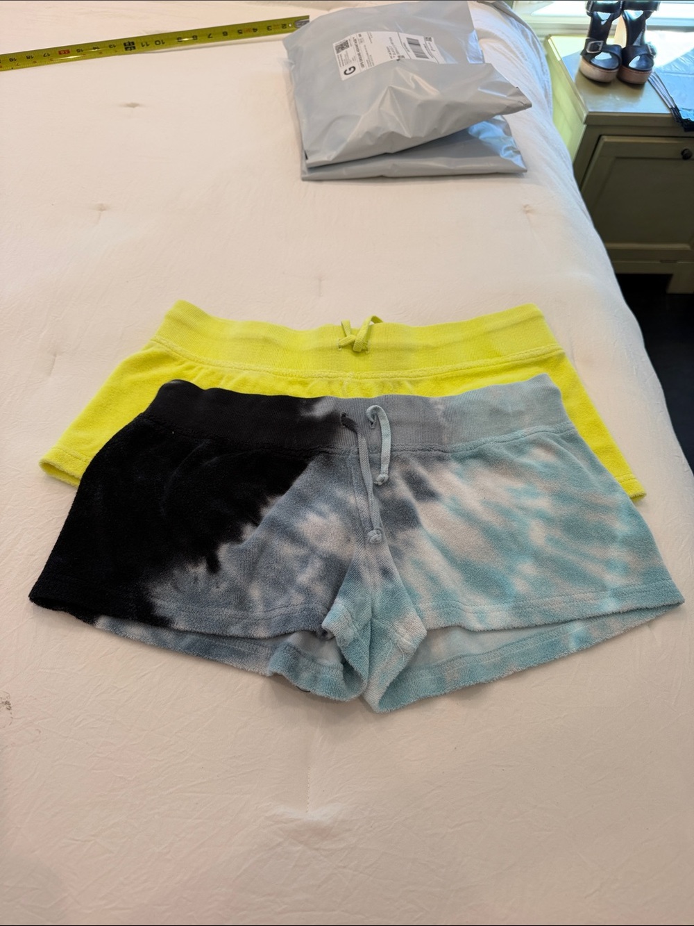Hardtails - 2 Pairs Bright yellow and blue tie dye